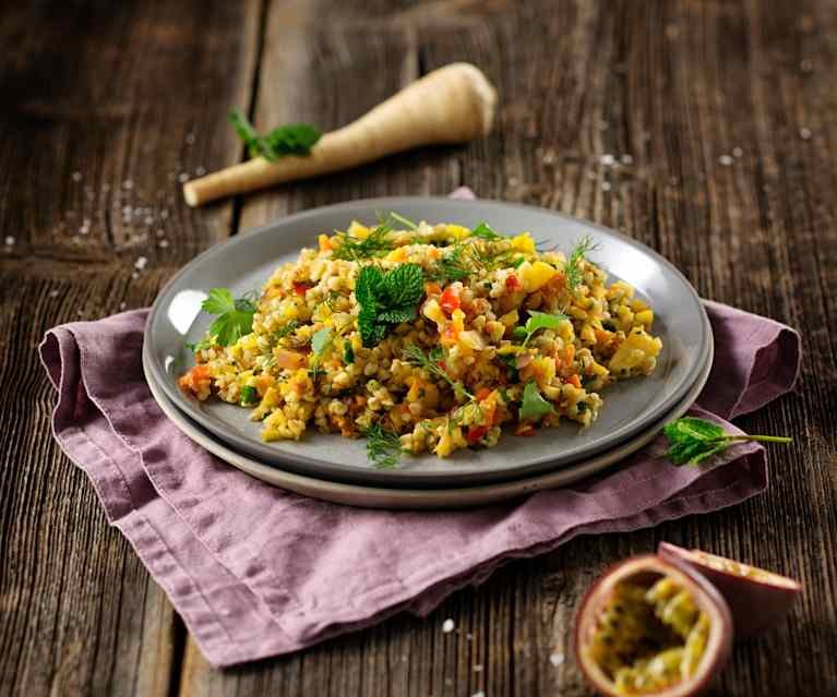 Lauwarmer Buchweizensalat mit Kräutern (vegan) Lauwarmer Buchweizensalat mit Kräutern (vegan)