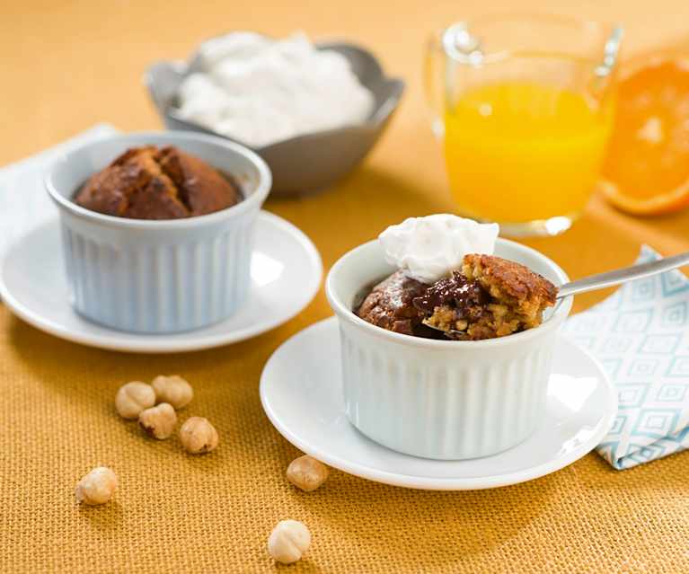 Bizcochos de naranja y avellanas con chocolate (para dos) Bizcochos de naranja y avellanas con chocolate (para dos)