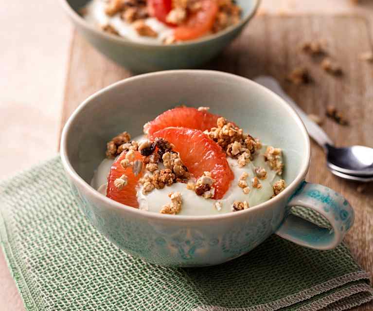 Matcha Yoghurt with Simple Granola and Grapefruit Matcha Yoghurt with Simple Granola and Grapefruit