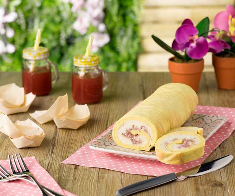 Girelle alle nocciole con crema alla crescenza e prosciutto crudo Girelle alle nocciole con crema alla crescenza e prosciutto crudo