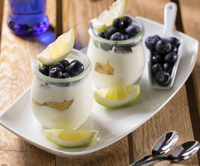 Semifreddo al limone e mirtilli Semifreddo al limone e mirtilli