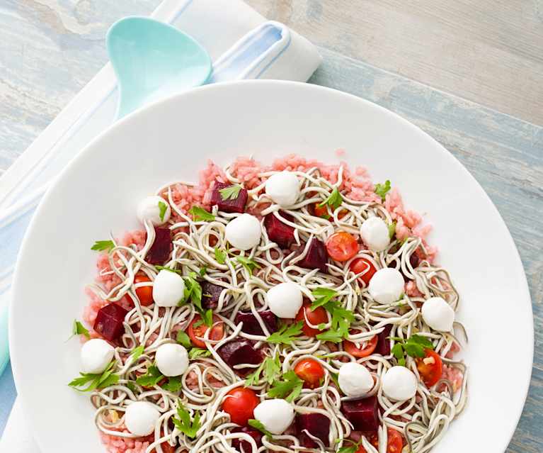 Ensalada de arroz de remolacha con gulas Ensalada de arroz de remolacha con gulas
