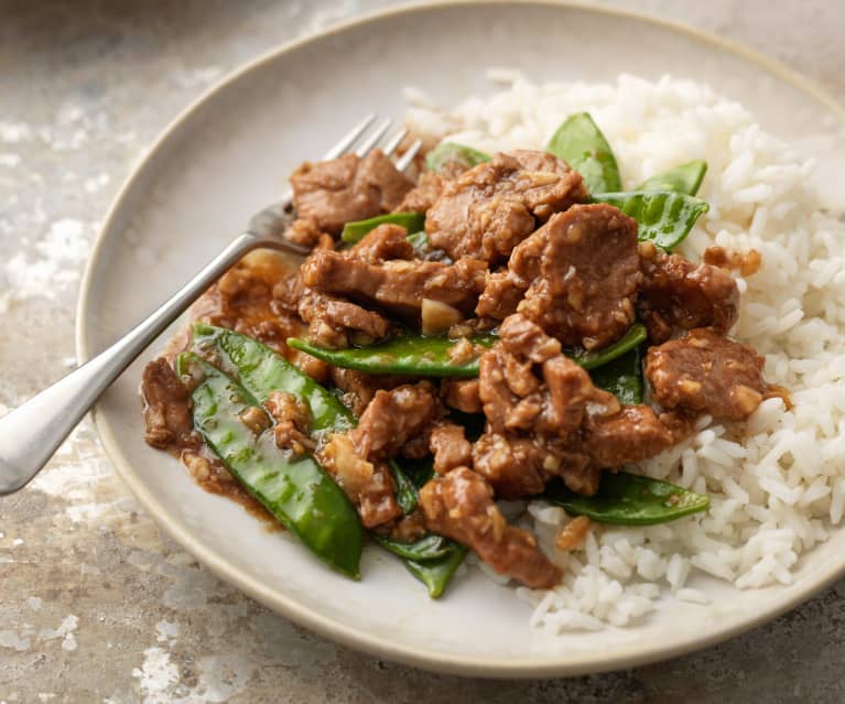 Thai Garlic Pork with Rice and Vegetables