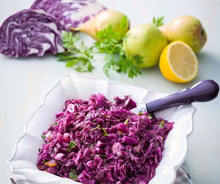 Ensalada de lombarda y pera Ensalada de lombarda y pera