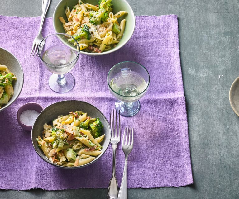 Penne Mit Speck Und Brokkoli — Rezepte Suchen