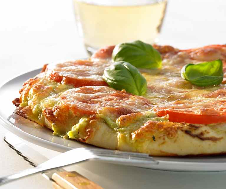 Pizza bianco mit Pesto und Mozzarella Cookidoo® das offizielle