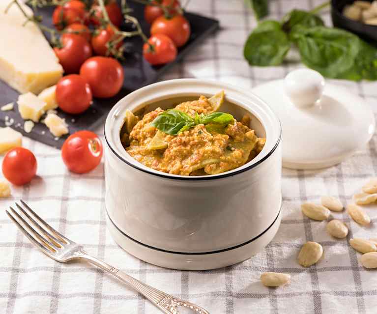 Maltagliati pomodori e mandorle Maltagliati pomodori e mandorle