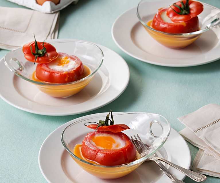 Huevo poché en tomate Huevo poché en tomate