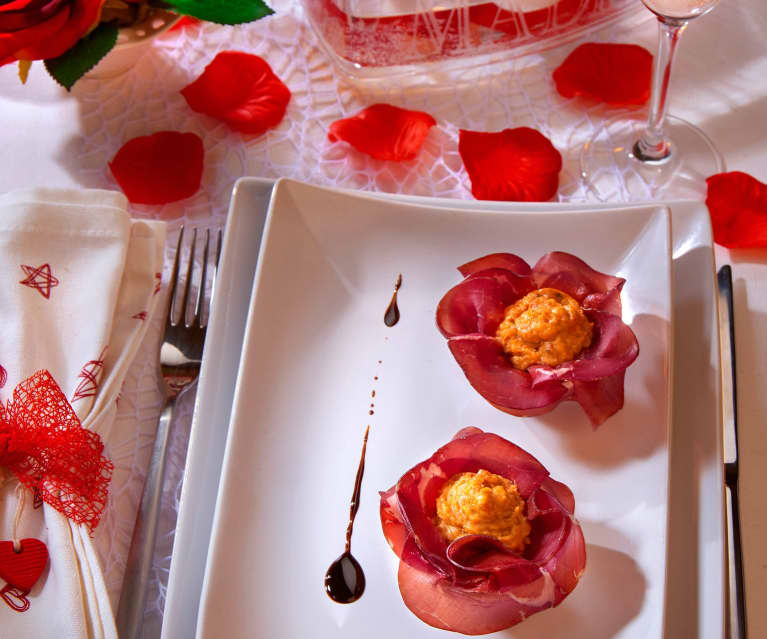 Rose di bresaola con crema ai pomodori secchi (per 2 persone)