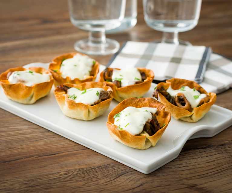 Tartaletas de chipirones con mozzarella Tartaletas de chipirones con mozzarella