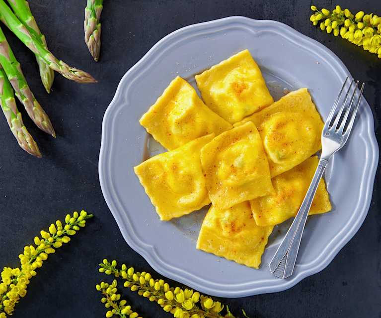 Ravioli asparagi e bottarga Ravioli asparagi e bottarga