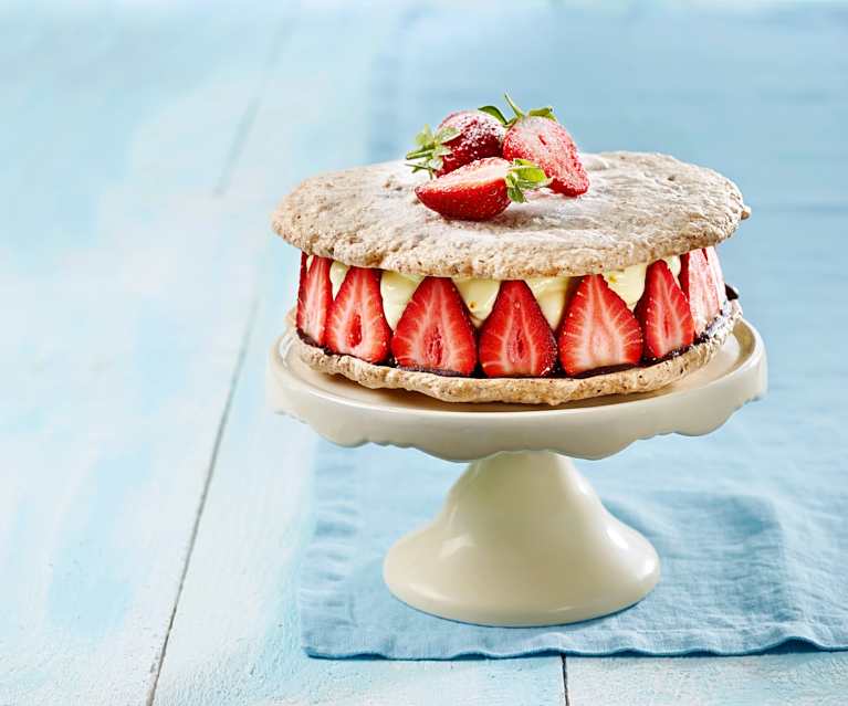 Erdbeer-Japonais-Torte Erdbeer-Japonais-Torte