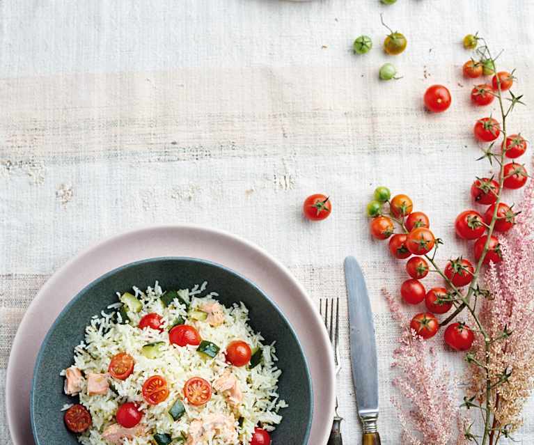 Arroz com salmão a vapor Arroz com salmão a vapor
