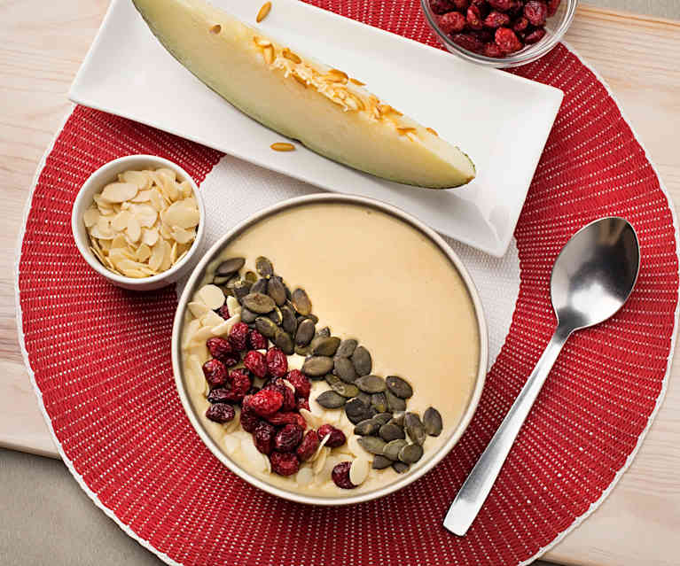Smoothie bowl de melón y melocotón Smoothie bowl de melón y melocotón