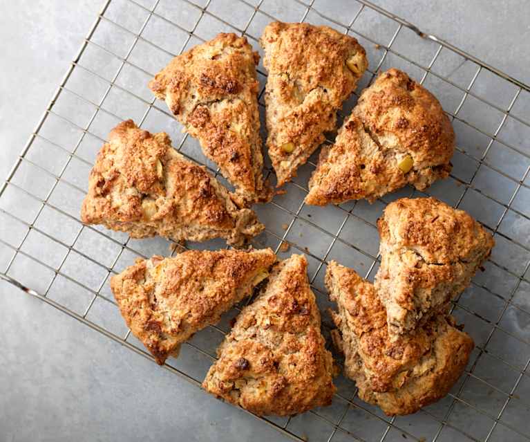Apple and Maple Syrup Bacon Scones Apple and Maple Syrup Bacon Scones
