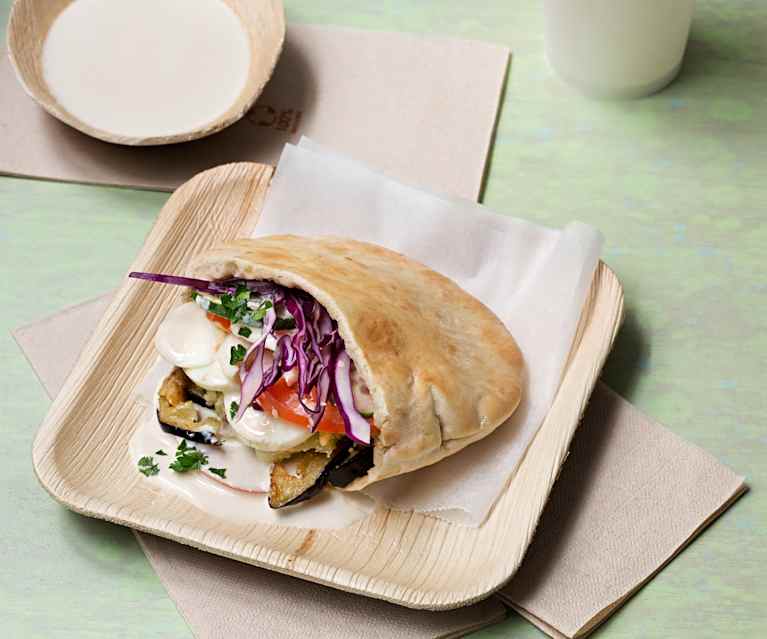 Pita vegetariana israelí (sabich) Pita vegetariana israelí (sabich)