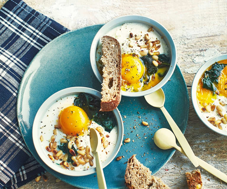 Œufs cocotte épinards, ricotta et pignons Œufs cocotte épinards, ricotta et pignons