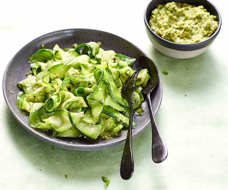 Tagliatelle de courgettes au pesto Tagliatelle de courgettes au pesto