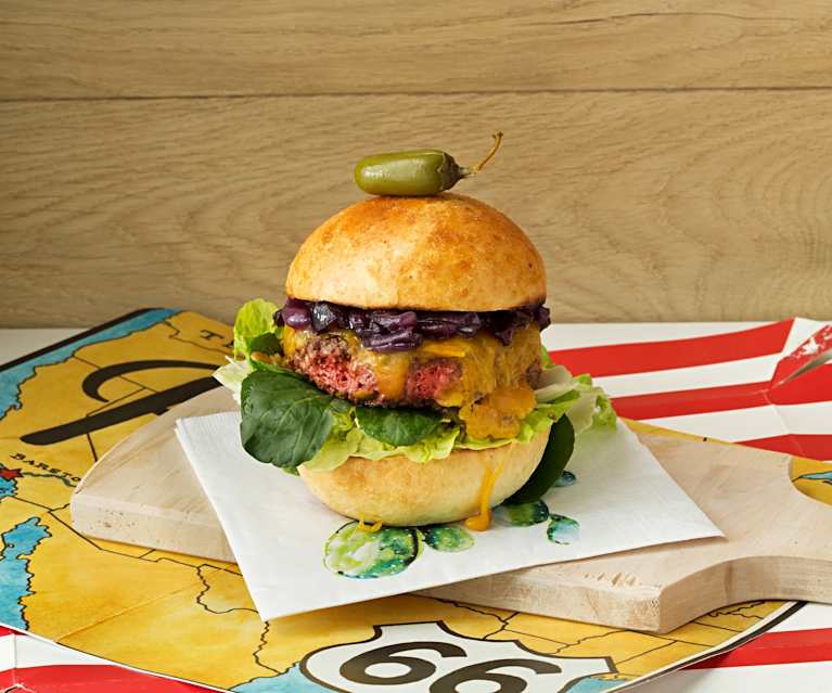 Hamburguesas de buey y aceituna con cebolla caramelizada Hamburguesas de buey y aceituna con cebolla caramelizada