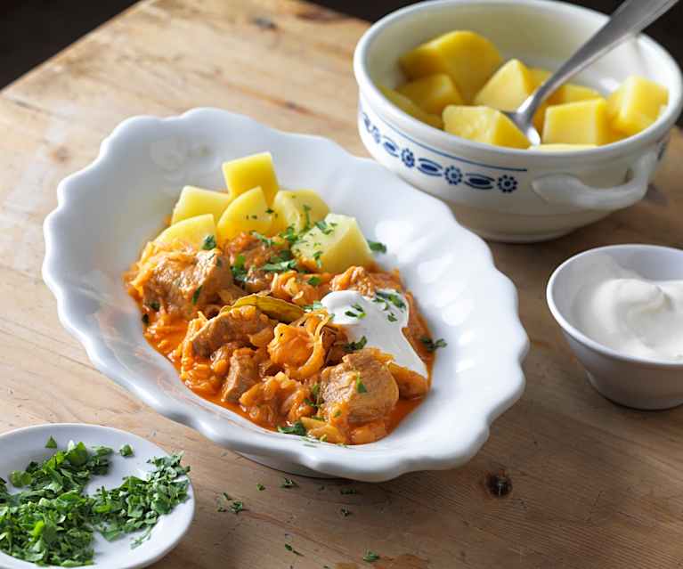 Szegediner Gulasch mit Erdäpfeln Szegediner Gulasch mit Erdäpfeln