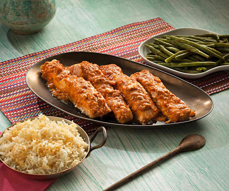 Salmón tikka con arroz basmati - India Salmón tikka con arroz basmati - India