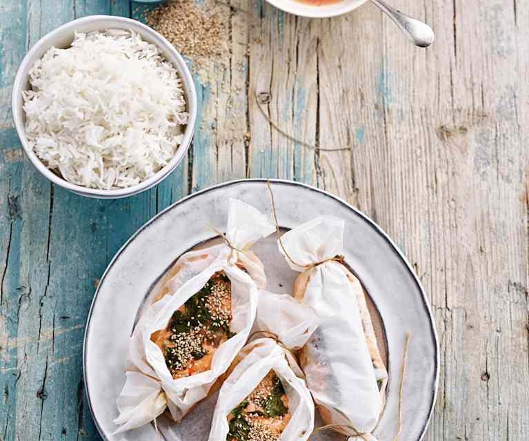 Salmão a vapor com molho agridoce Salmão a vapor com molho agridoce