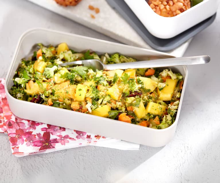 Curry-Brokkoli-Salat mit Mango