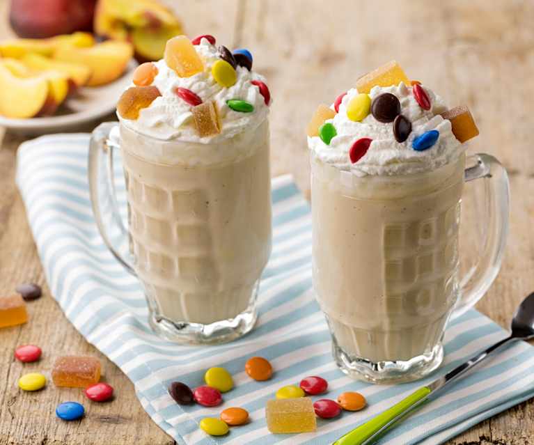 Freakshake alla frutta con gelatine Freakshake alla frutta con gelatine
