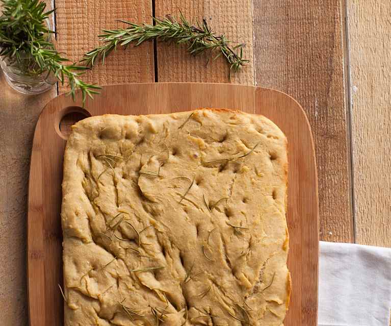 Focaccia al rosmarino con farina di quinoa Focaccia al rosmarino con farina di quinoa