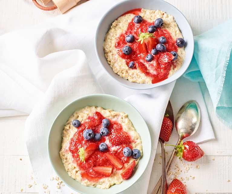 Porridge mit Erdbeersauce Porridge mit Erdbeersauce