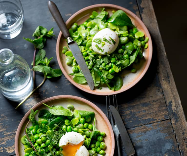Légumes verts, menthe et œufs mollets Légumes verts, menthe et œufs mollets