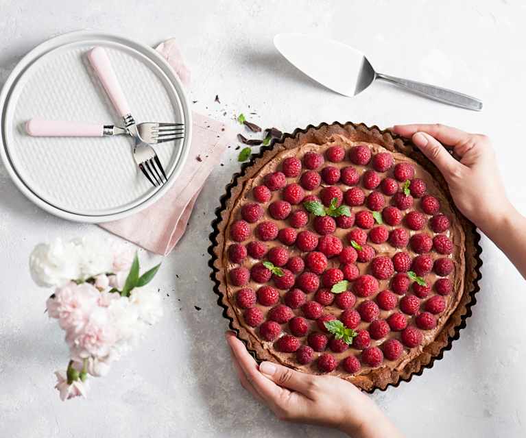 Tarta z czekoladowym kremem mascarpone i malinami Tarta z czekoladowym kremem mascarpone i malinami