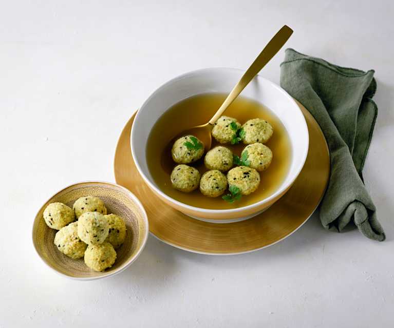 Couscousknöderl mit Sesam Couscousknöderl mit Sesam