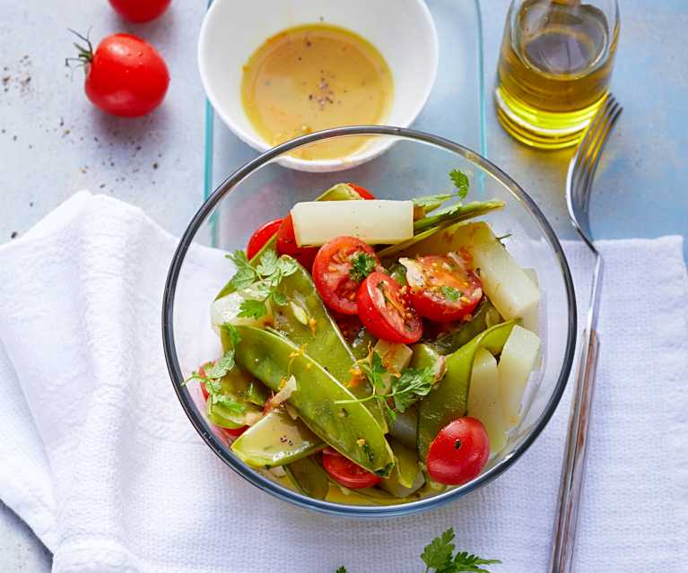 Kohlrabi-Zuckerschoten-Salat Kohlrabi-Zuckerschoten-Salat