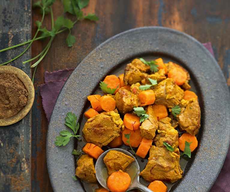 Tajine d'agneau safrané aux carottes fondantes Tajine d'agneau safrané aux carottes fondantes