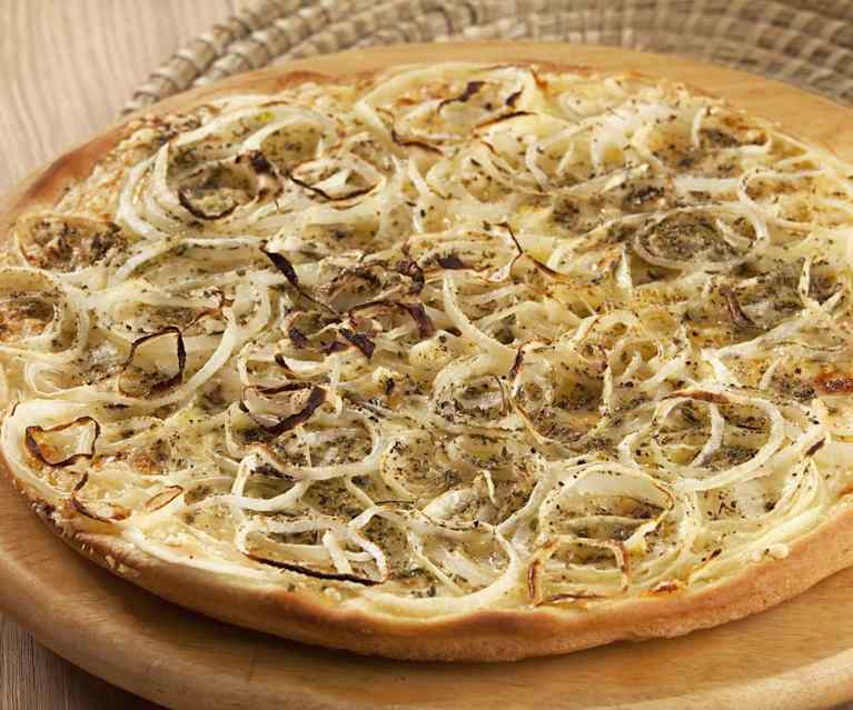Pizza genovesa de cebolla Pizza genovesa de cebolla