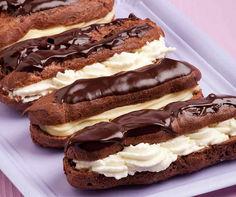 Éclaires al cioccolato Éclaires al cioccolato