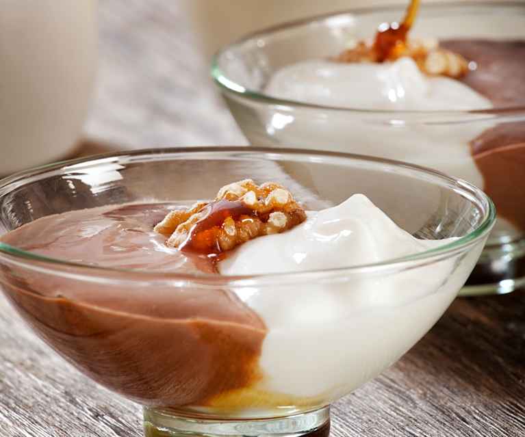 Blanco y negro con nueces y miel Blanco y negro con nueces y miel