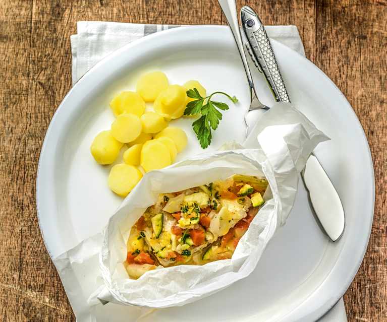 Steamed turbot and mixed vegetable parcels Steamed turbot and mixed vegetable parcels