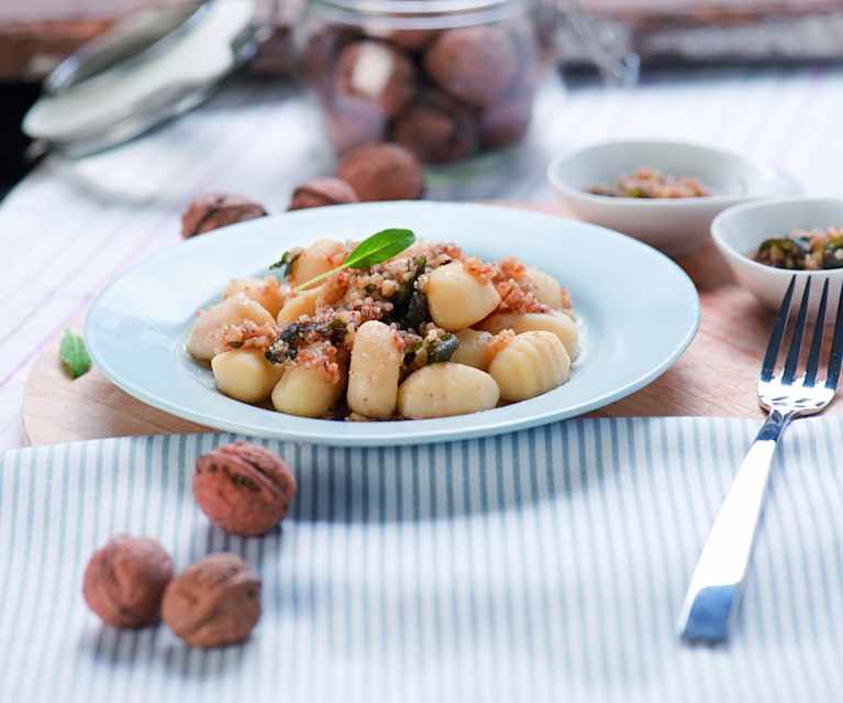 Gnocchi z masłem orzechowo-szałwiowym Gnocchi z masłem orzechowo-szałwiowym