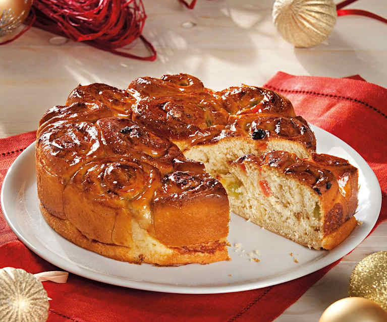 Brioche con frutas y pasas Brioche con frutas y pasas