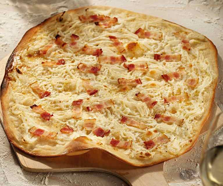 Tarta flambeada alsaciana Tarta flambeada alsaciana