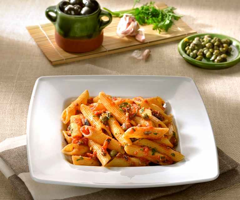 Penne alla puttanesca Penne alla puttanesca