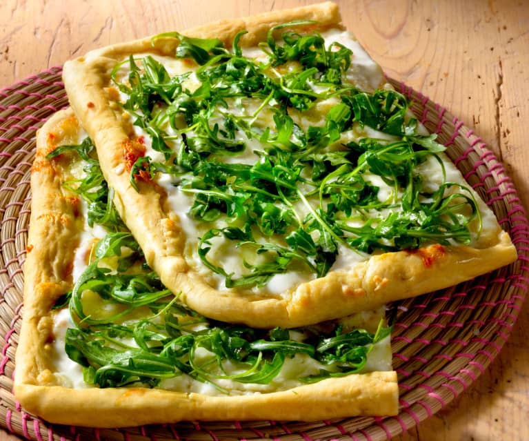 Pizza bianca alla rucola Cookidoo® das offizielle Thermomix®Rezept