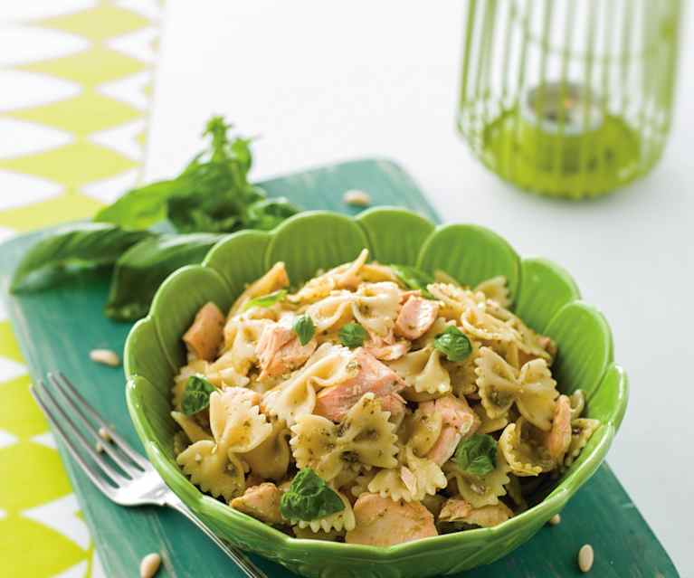 Salmon Farfalle with Pesto Salmon Farfalle with Pesto