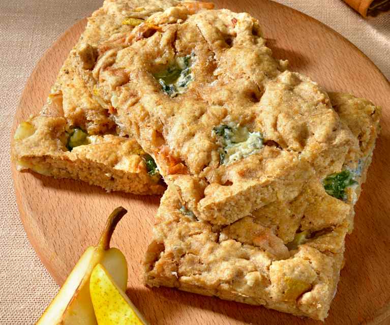 Focaccia mit Birnen und Gorgonzola Focaccia mit Birnen und Gorgonzola