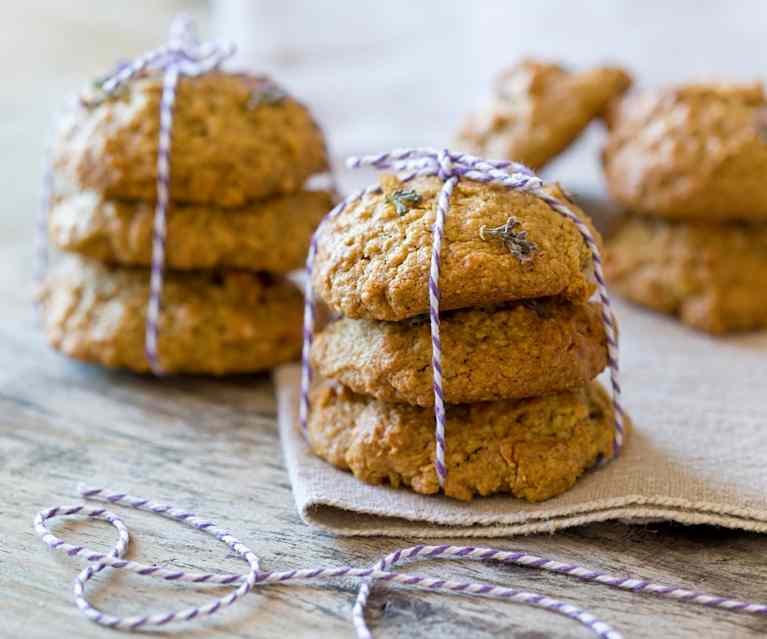 Quinoa Anzac Biscuits Quinoa Anzac Biscuits