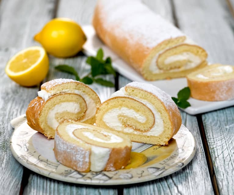 Gâteau roulé à la confiture, glaçage au citron - Cookidoo® – the official  Thermomix® recipe platform