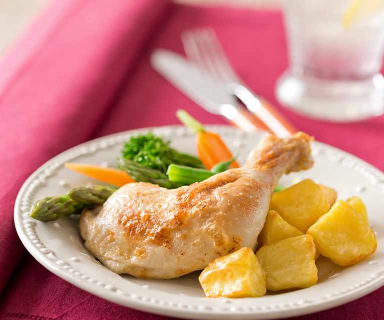 Lemon chicken with crispy potatoes Lemon chicken with crispy potatoes