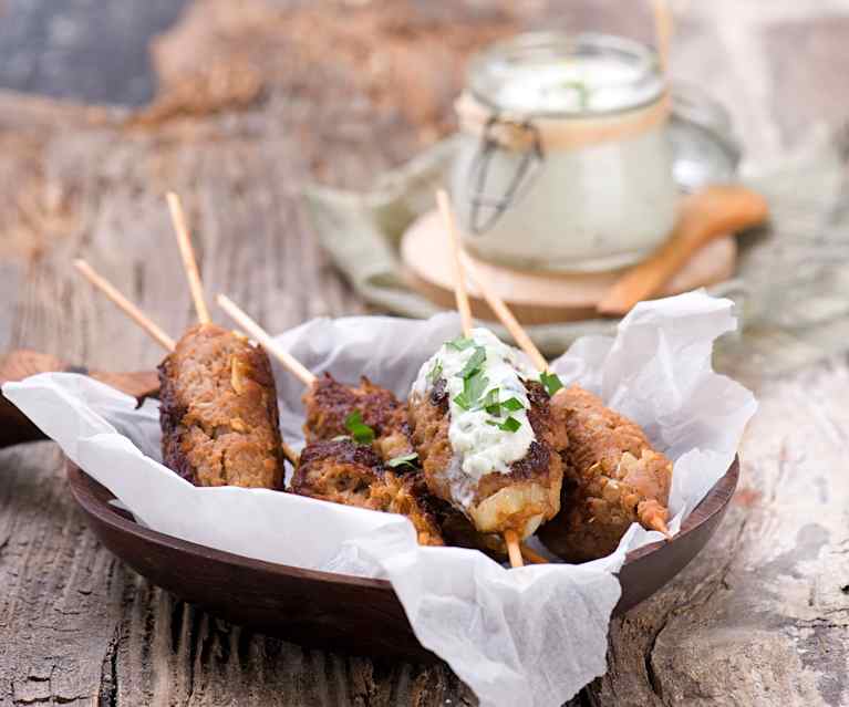 Cevapcici z sosem tzatziki Cevapcici z sosem tzatziki